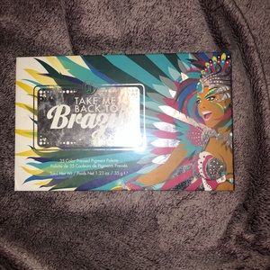 Bh Cosmetics eyeshadow palette